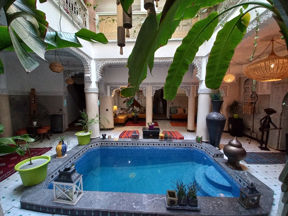 Riad Eloise 5/75