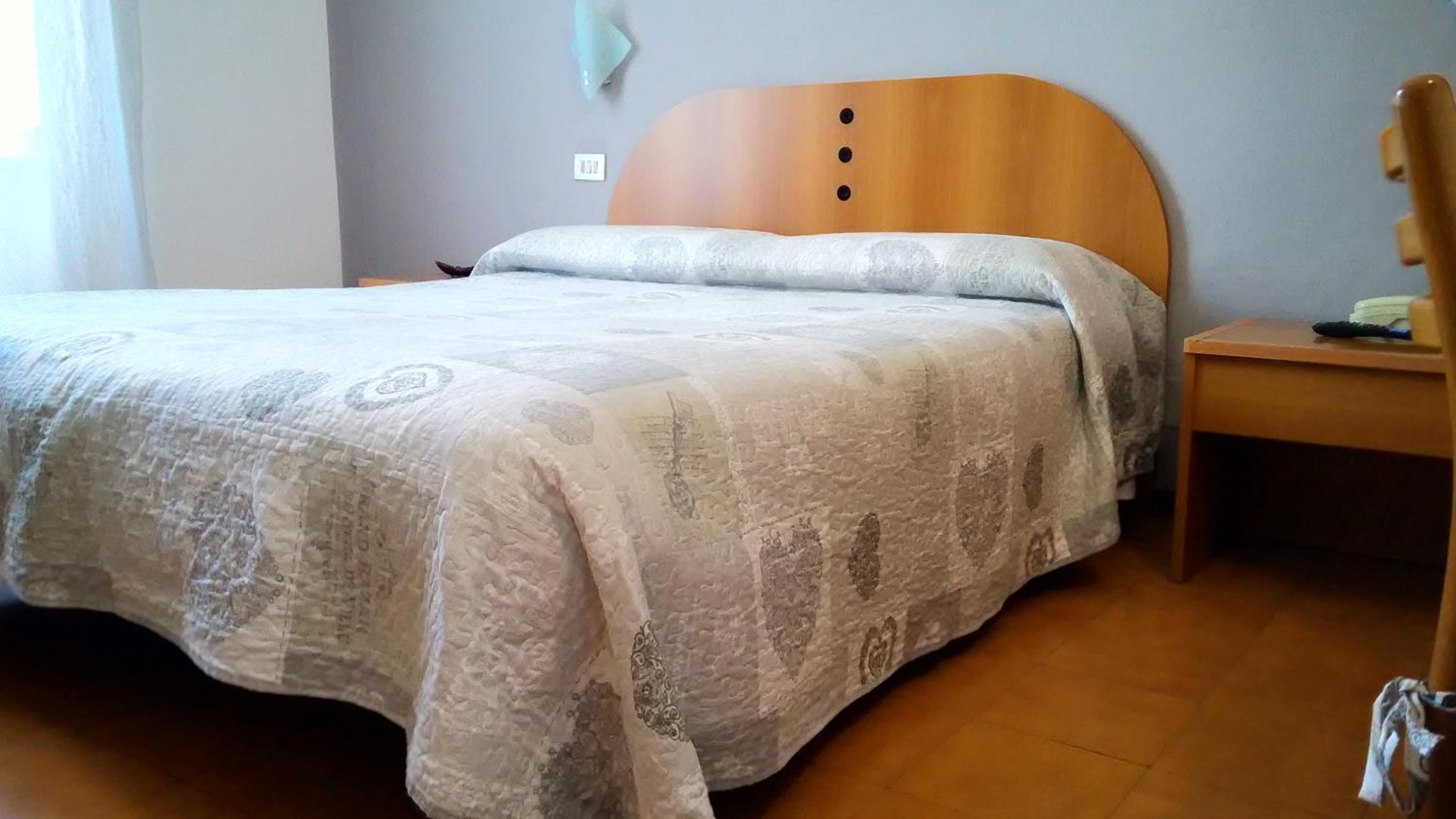 Hotel Tirreno 34/56
