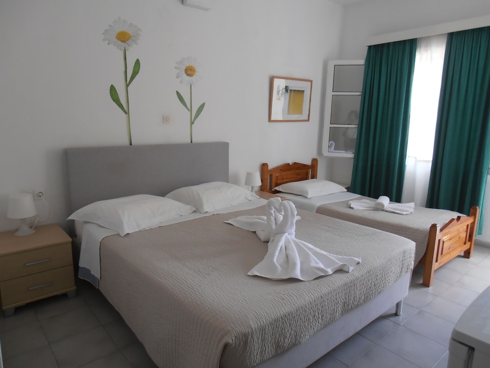 HOTEL MARILIZA BEACH 3/28