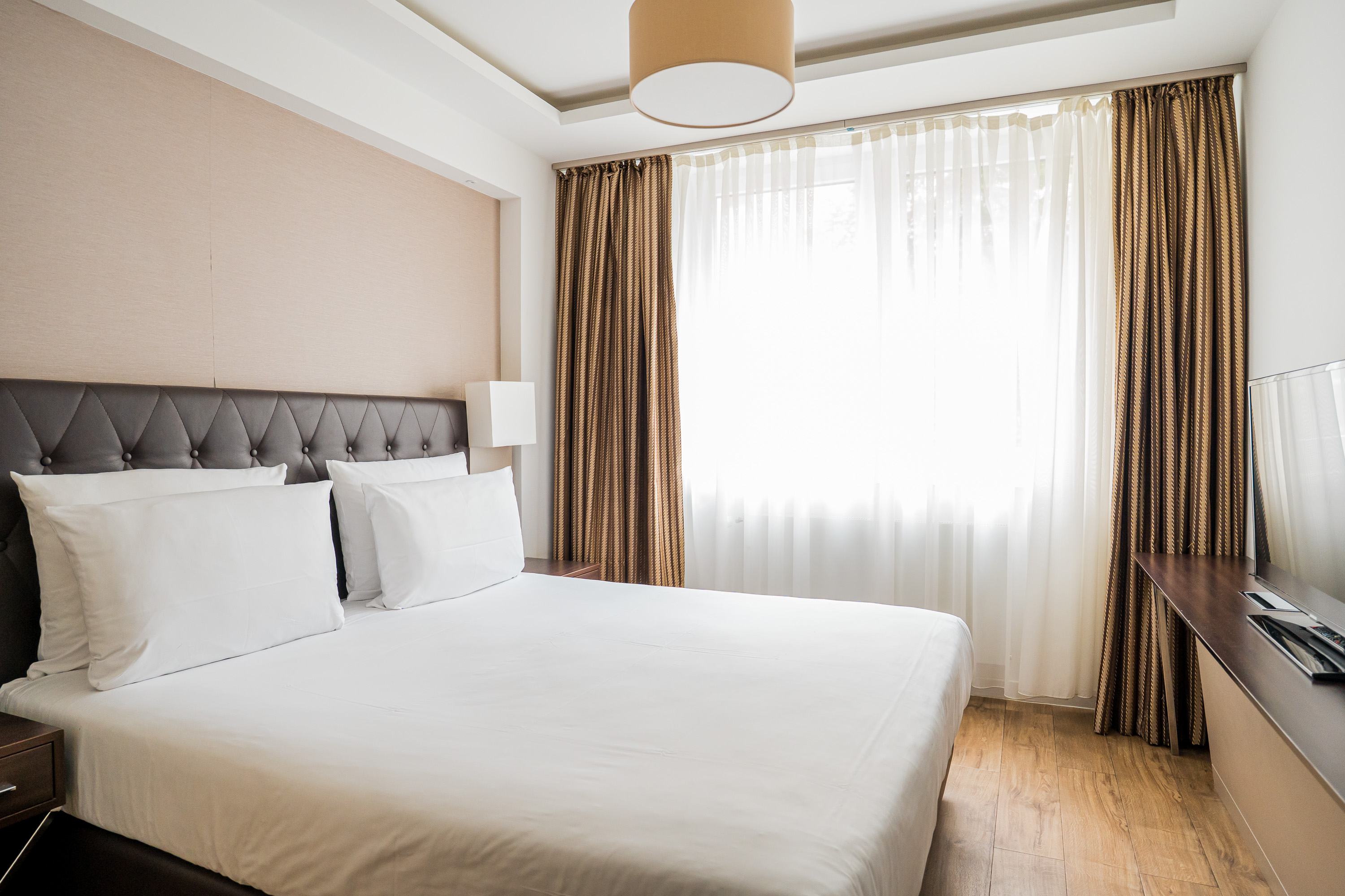 SUPERIOR, DOUBLE BED