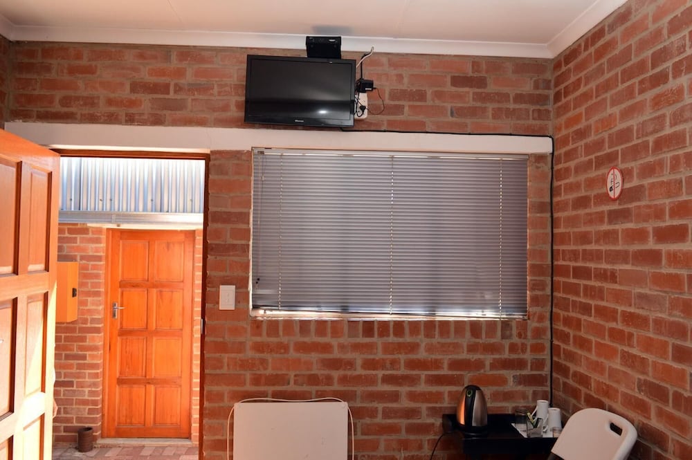 Village Lodge Harrismith 8/50