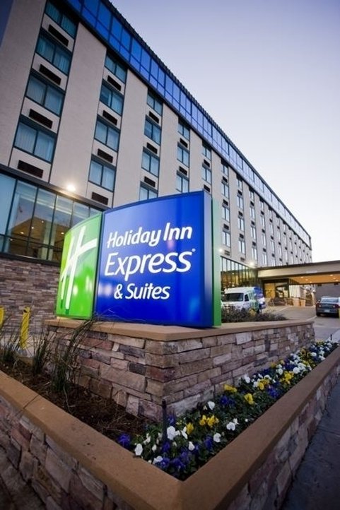 Holiday Inn Express & Suites Downtown Fort Worth in FORT WORTH - TX