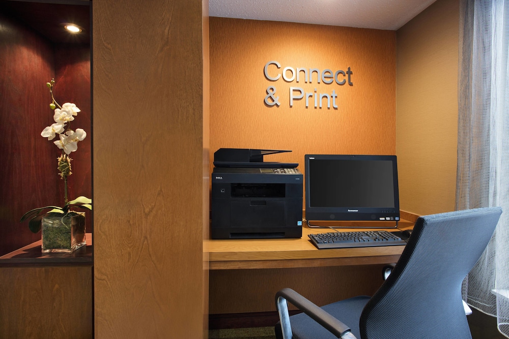 Fairfield Inn And Suites By Marriott Merrillville 5/27