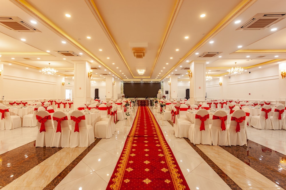 Phung Hung Boutique Hotel 52/62