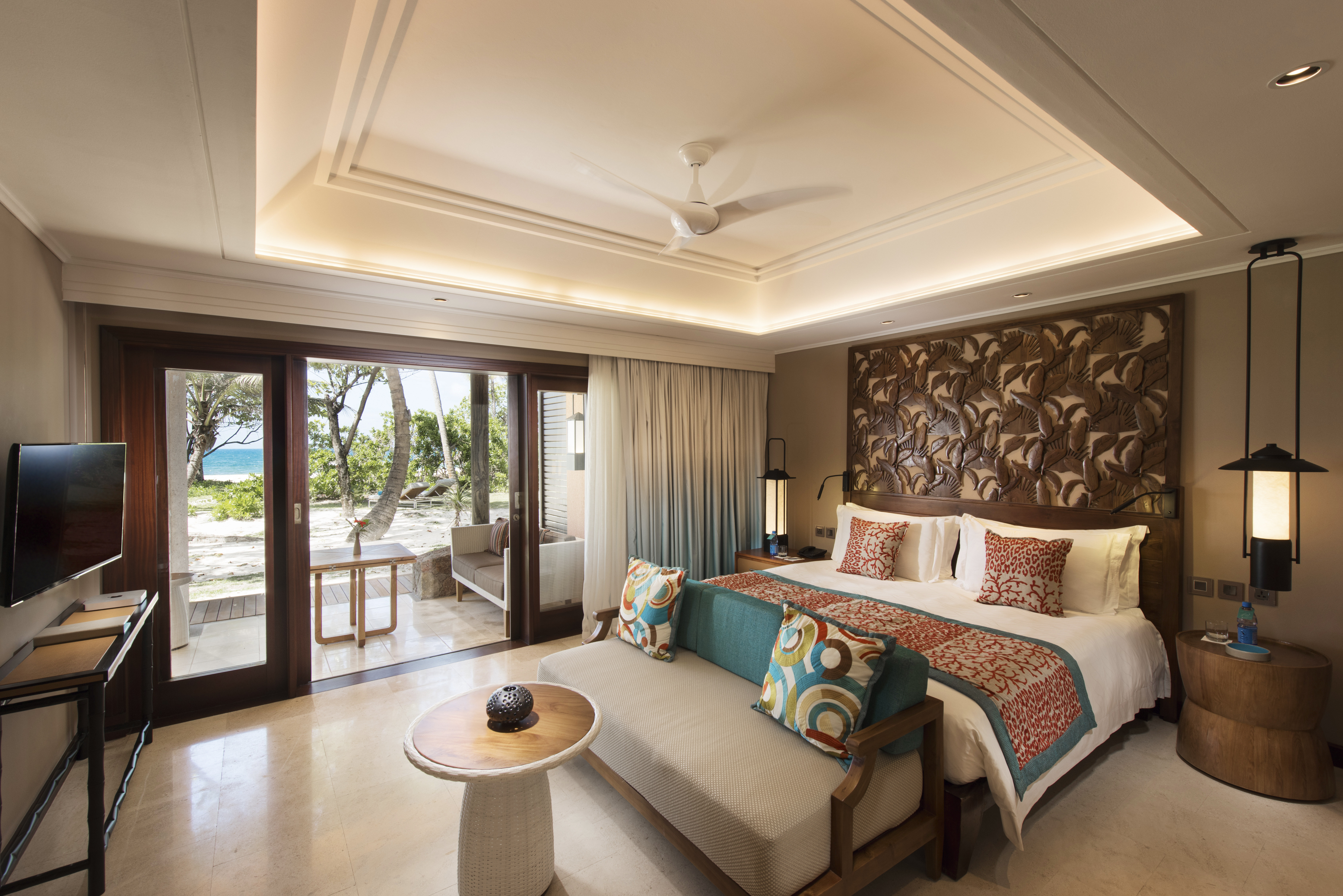Constance Lemuria Praslin Seychelles 22/80