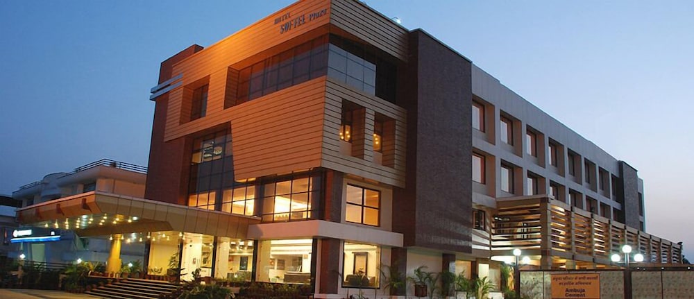 HOTEL SOFTEL PLAZA 3/50