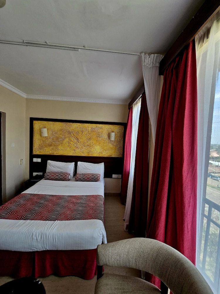 Vittoria Suites 13/50