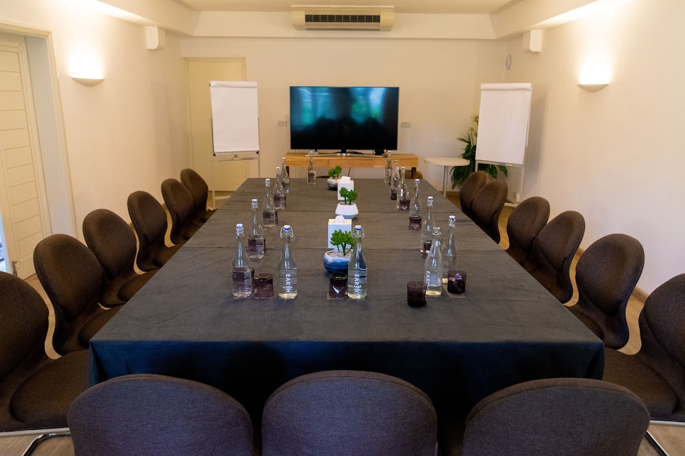 LUX Grand Gaube Resort and Villa 69/80