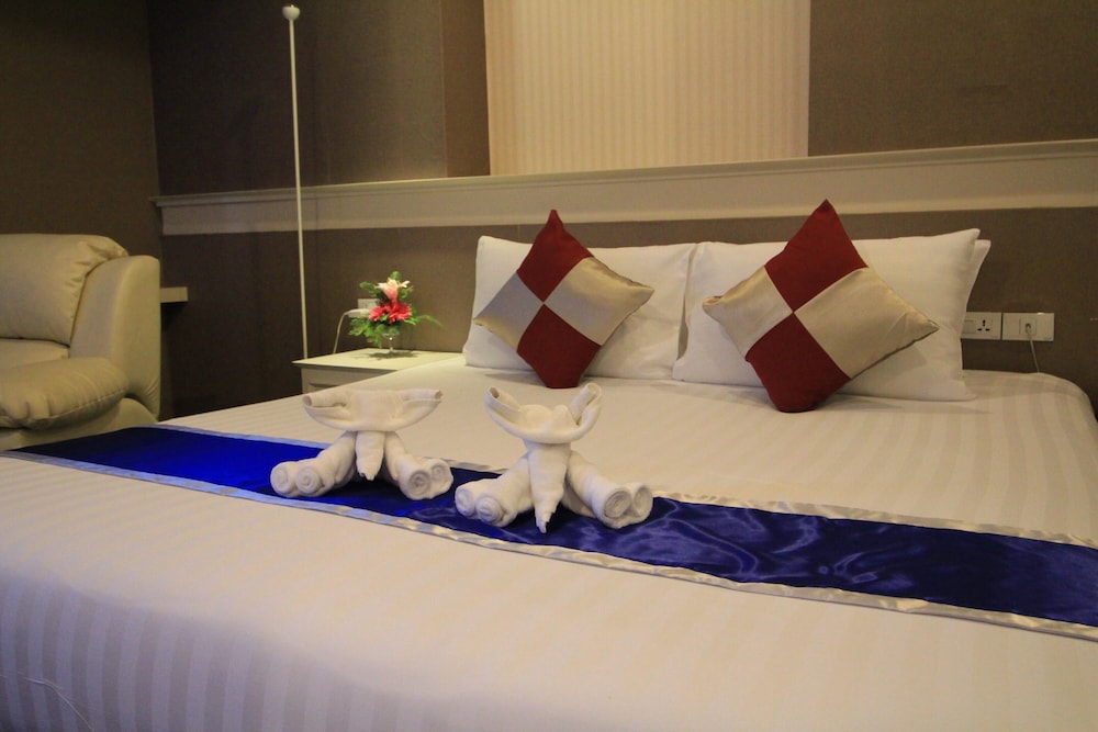 Vwish Hotel 7/80