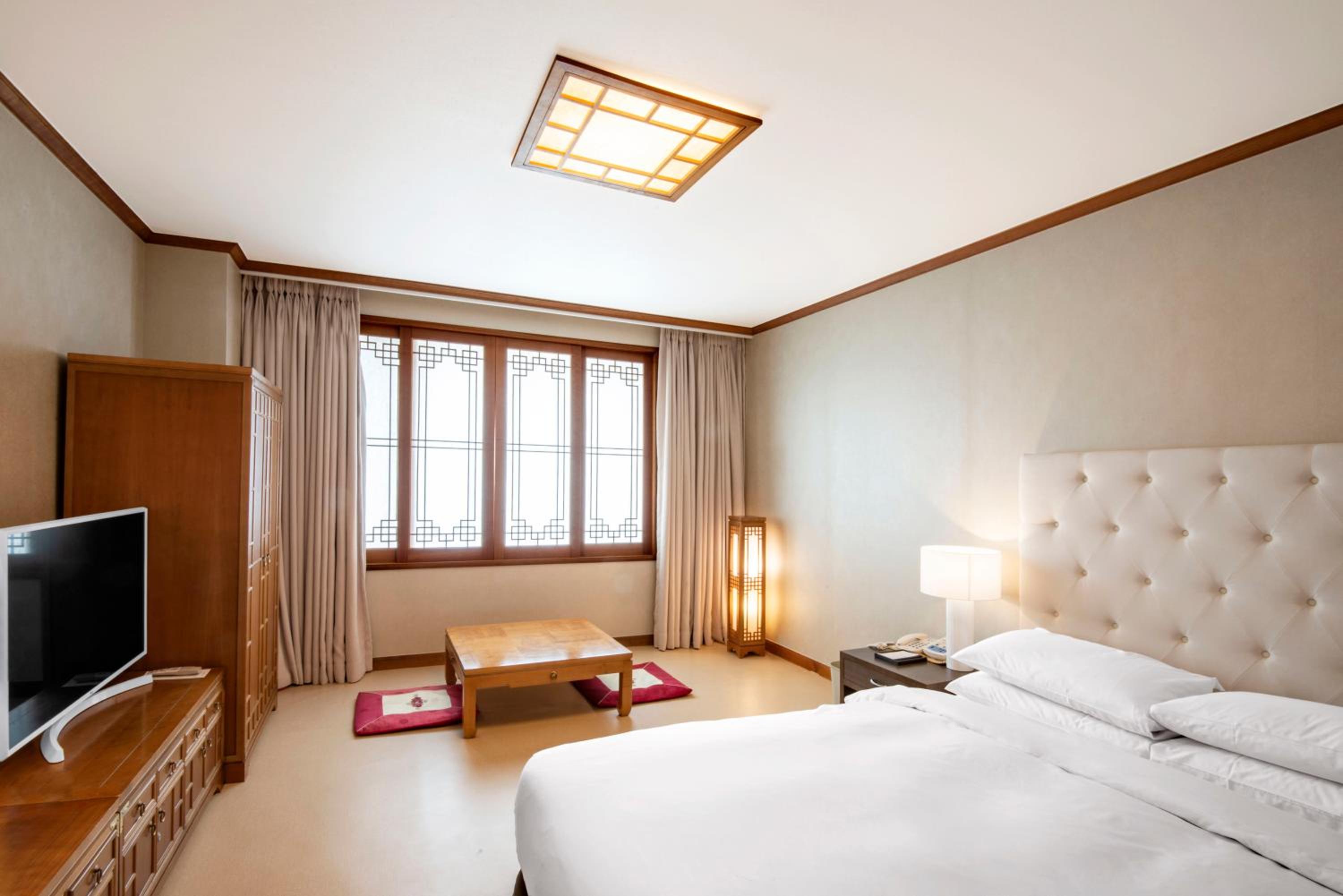 Korean, Double Bed
