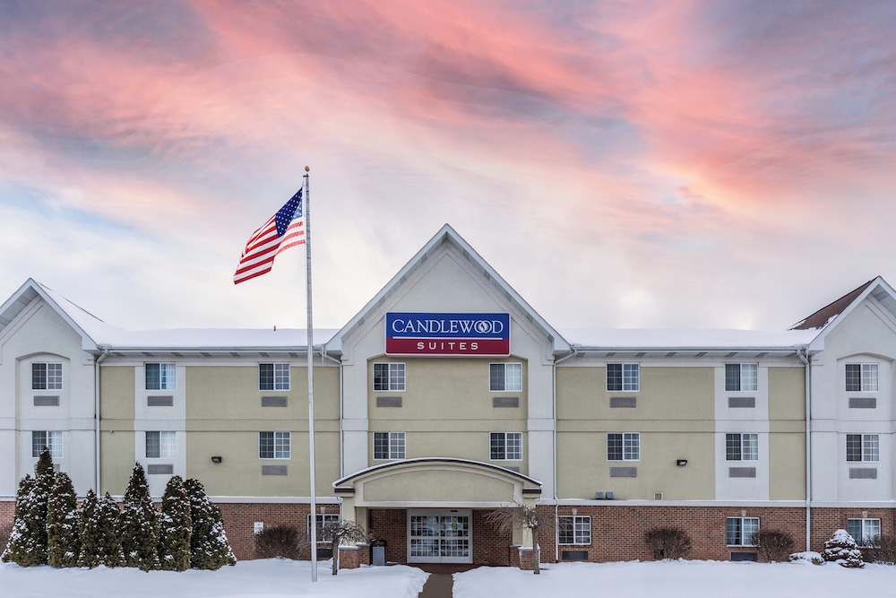 Candlewood Suites South Bend Airport, an IHG Hotel 6/48