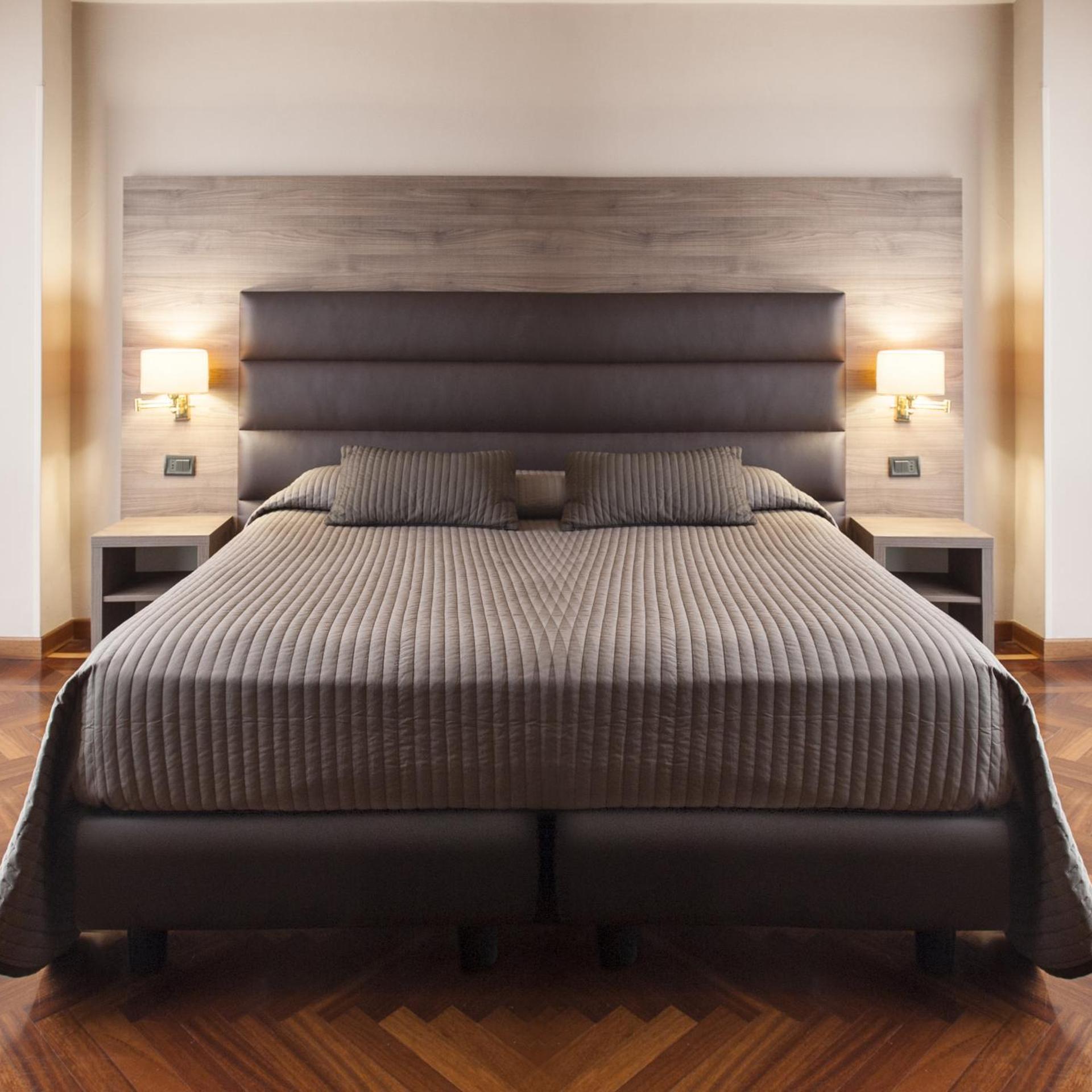 Classic, Double or Twin Bed