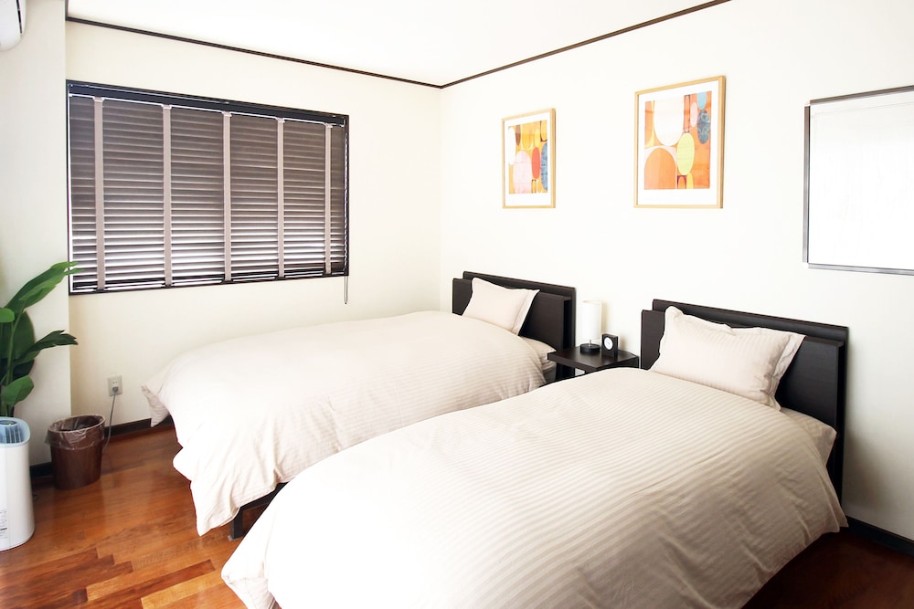 2 BEDROOMS, OCEAN FRONT, TATAMI, TERRACE