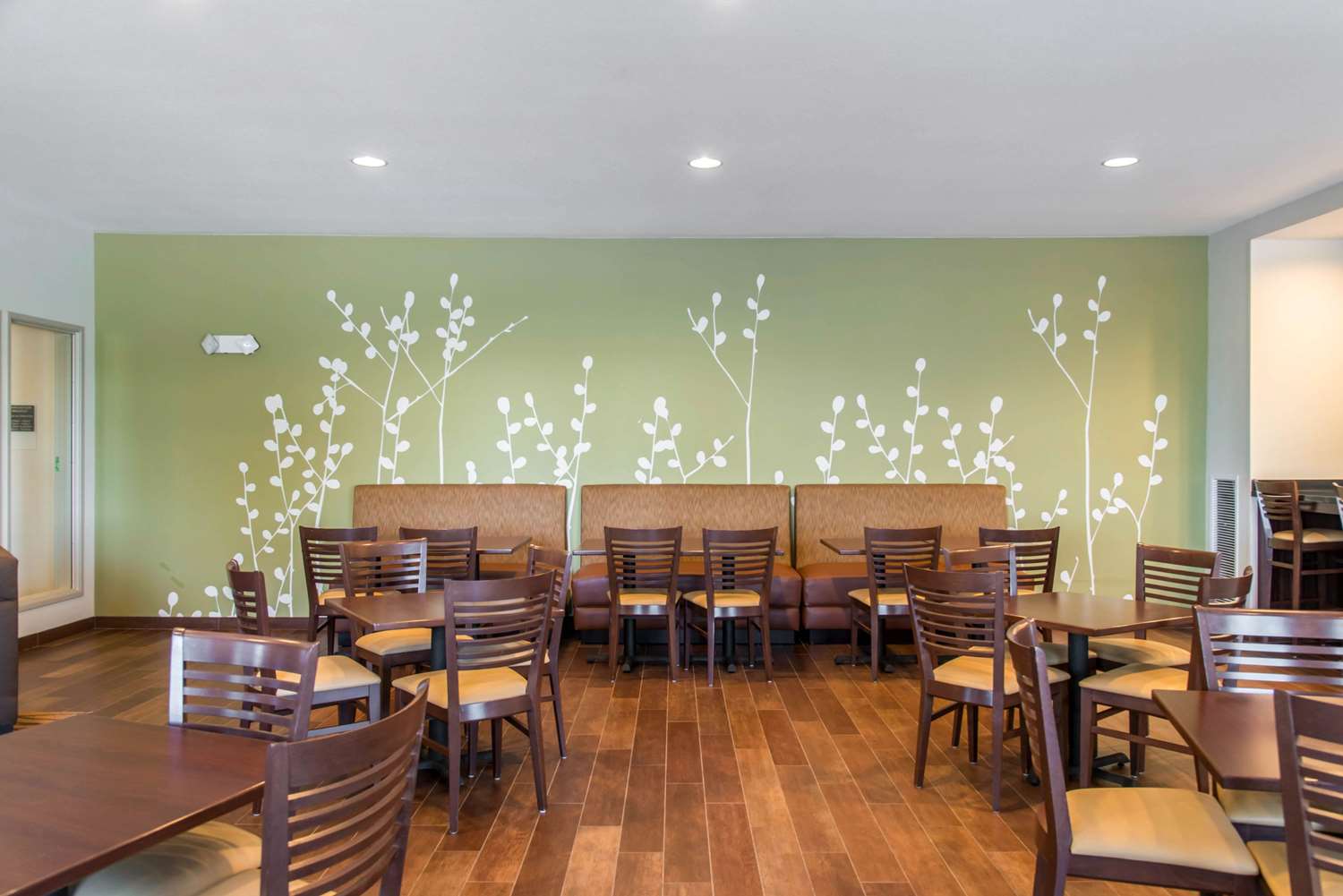 Sleep Inn & Suites Marshall - University Area 15/18