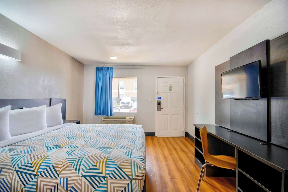 Motel6 Sulphur, LA 32/50