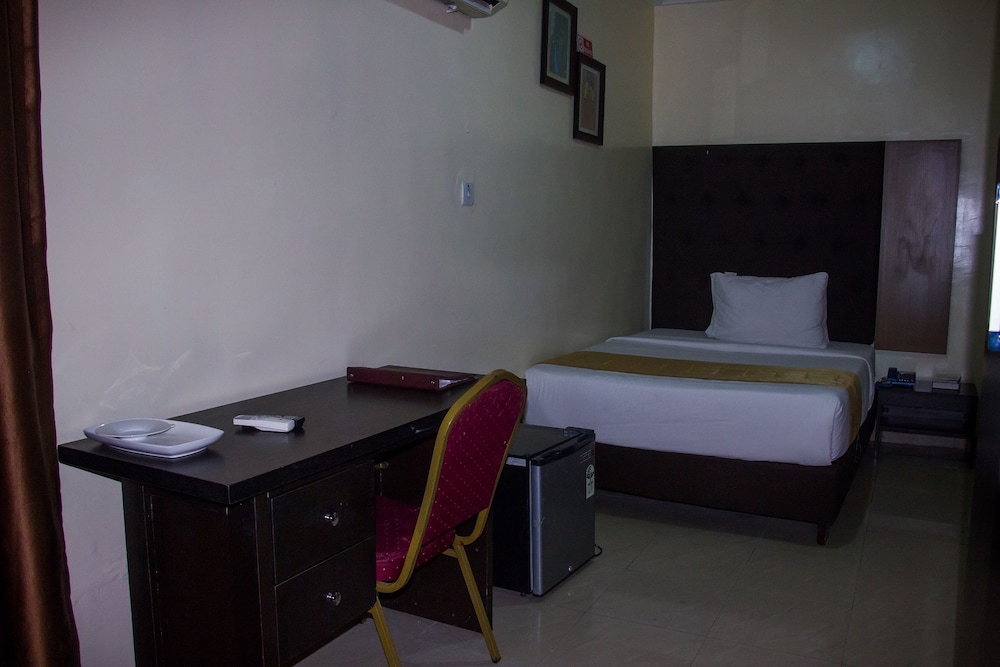 Eastgate Hotel Lekki 17/61