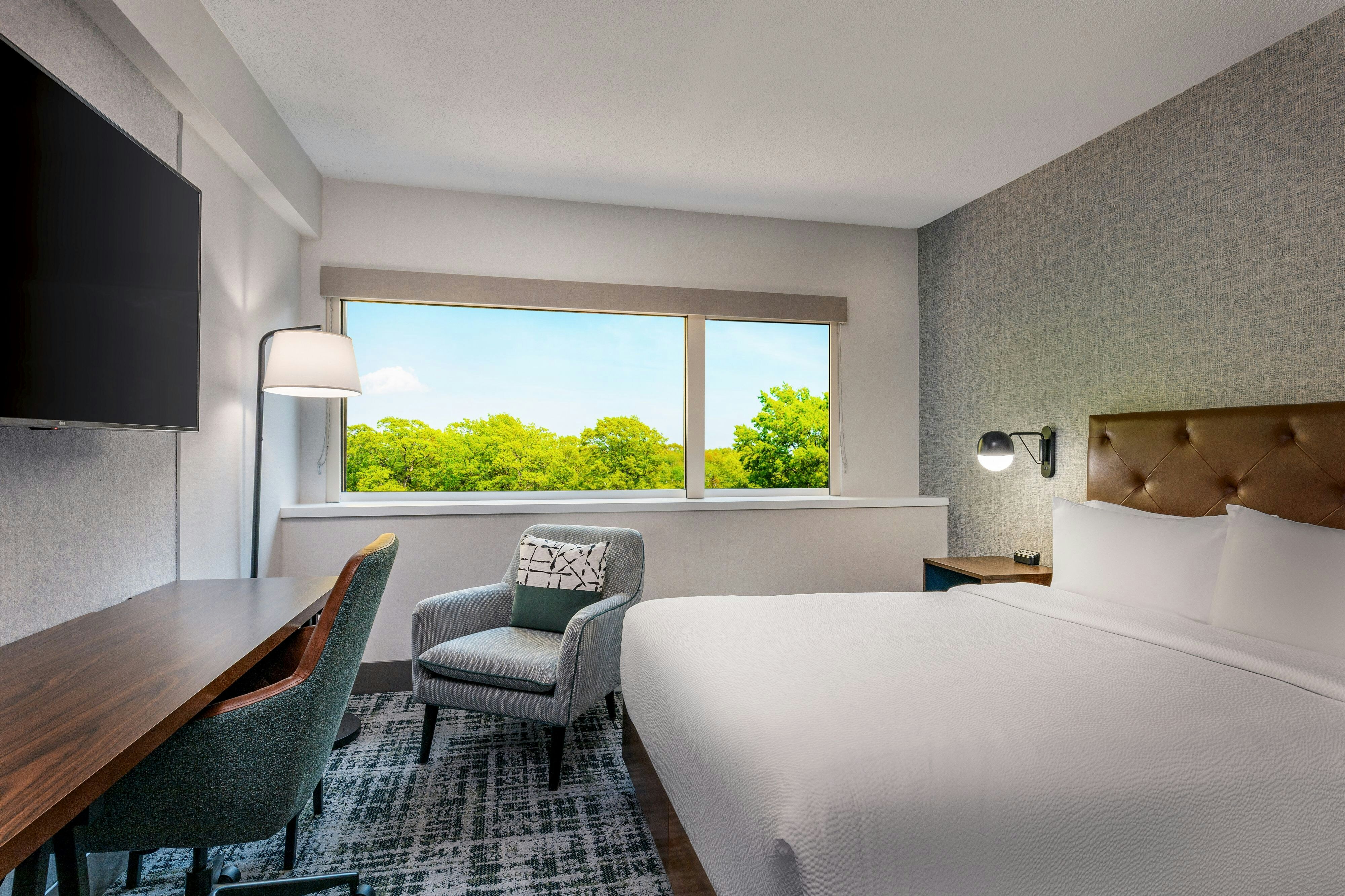 Four Points By Sheraton Norwood 12/50
