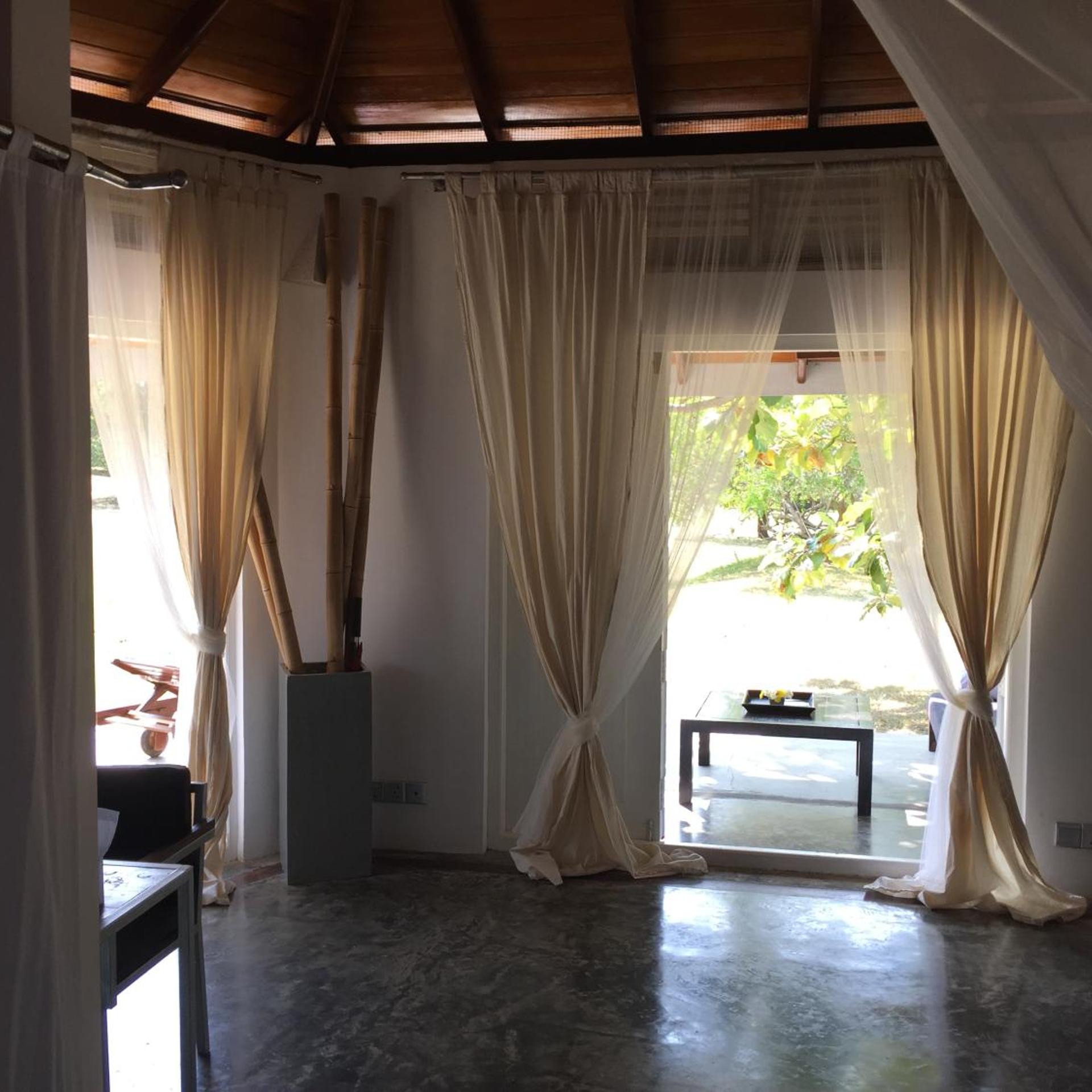 The Oasis Hotel 28/43
