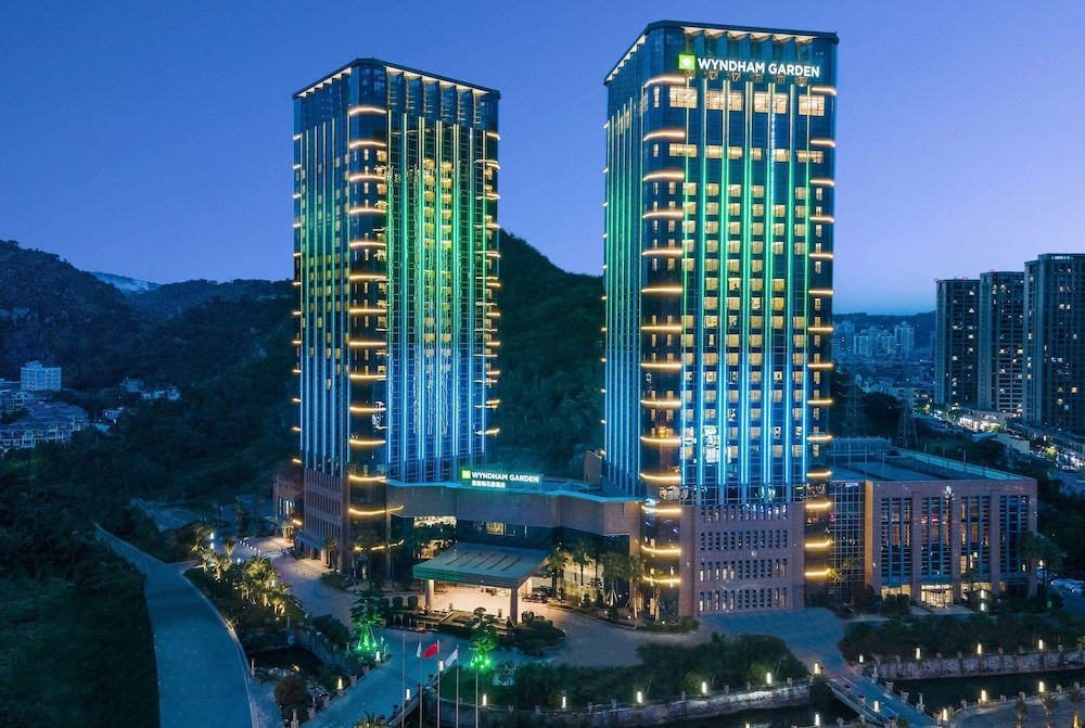 Wyndham Garden Yuhuan Downtown 3/65