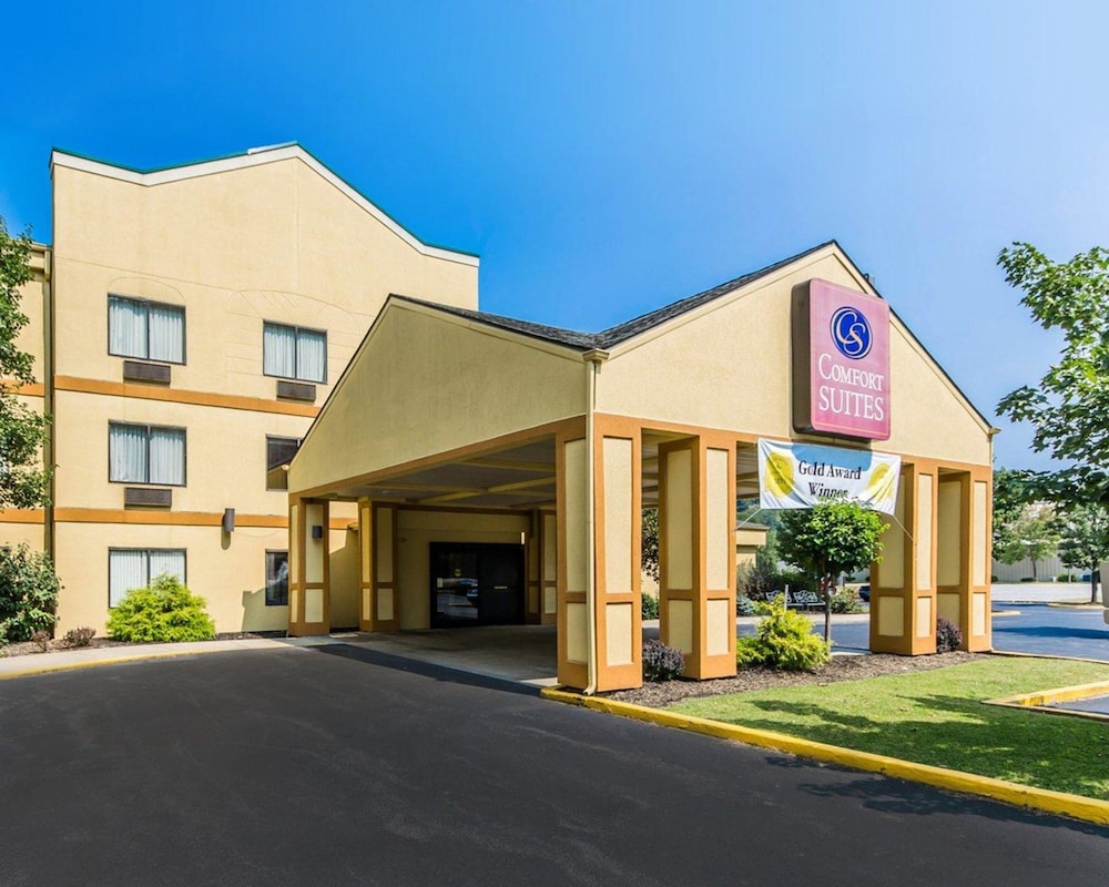 Comfort Suites Prestonsburg West KY 1/38