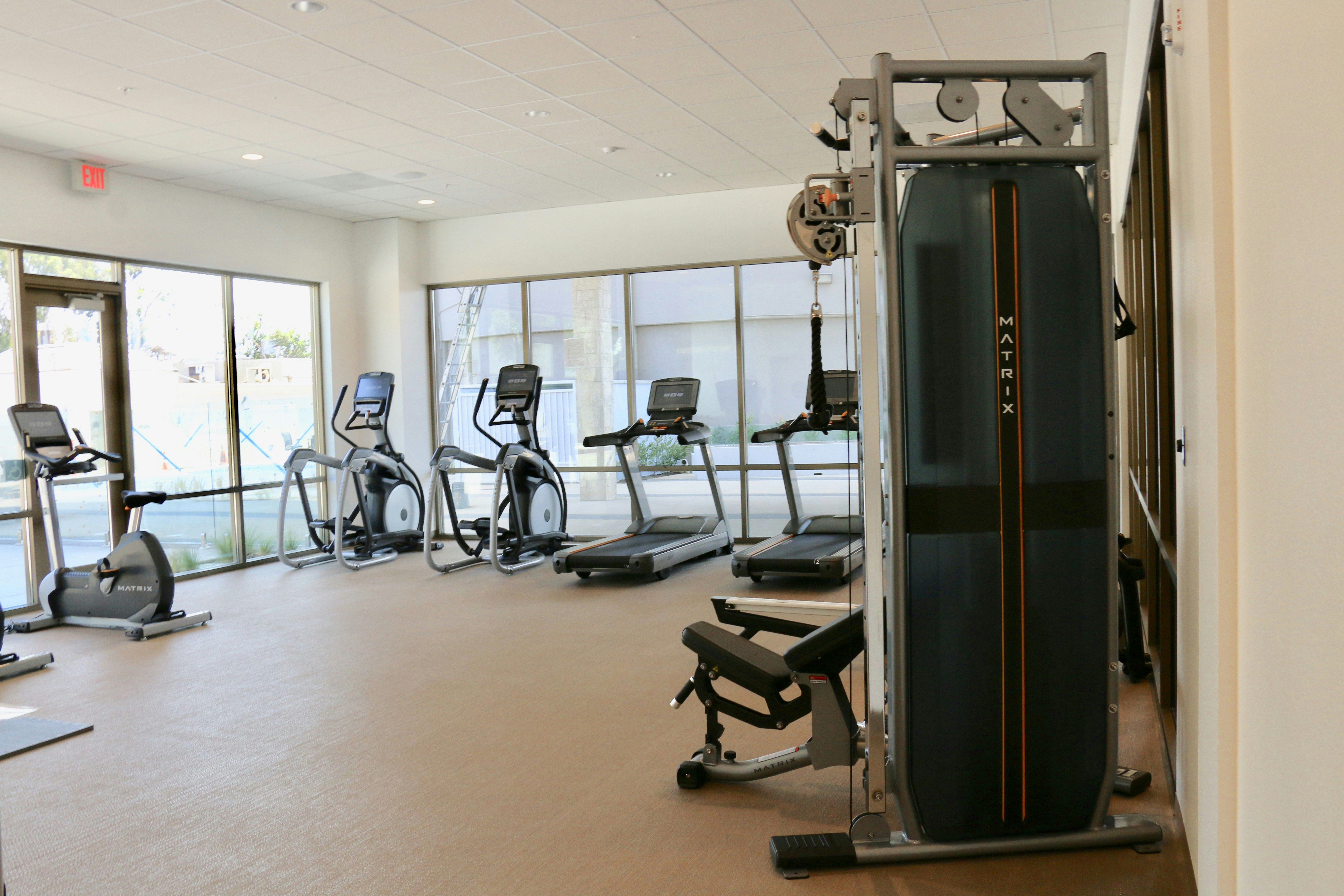 Staybridge Suites Long Beach Airport 26/50