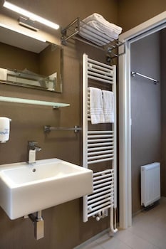 Sky Hotel Prague 27/28