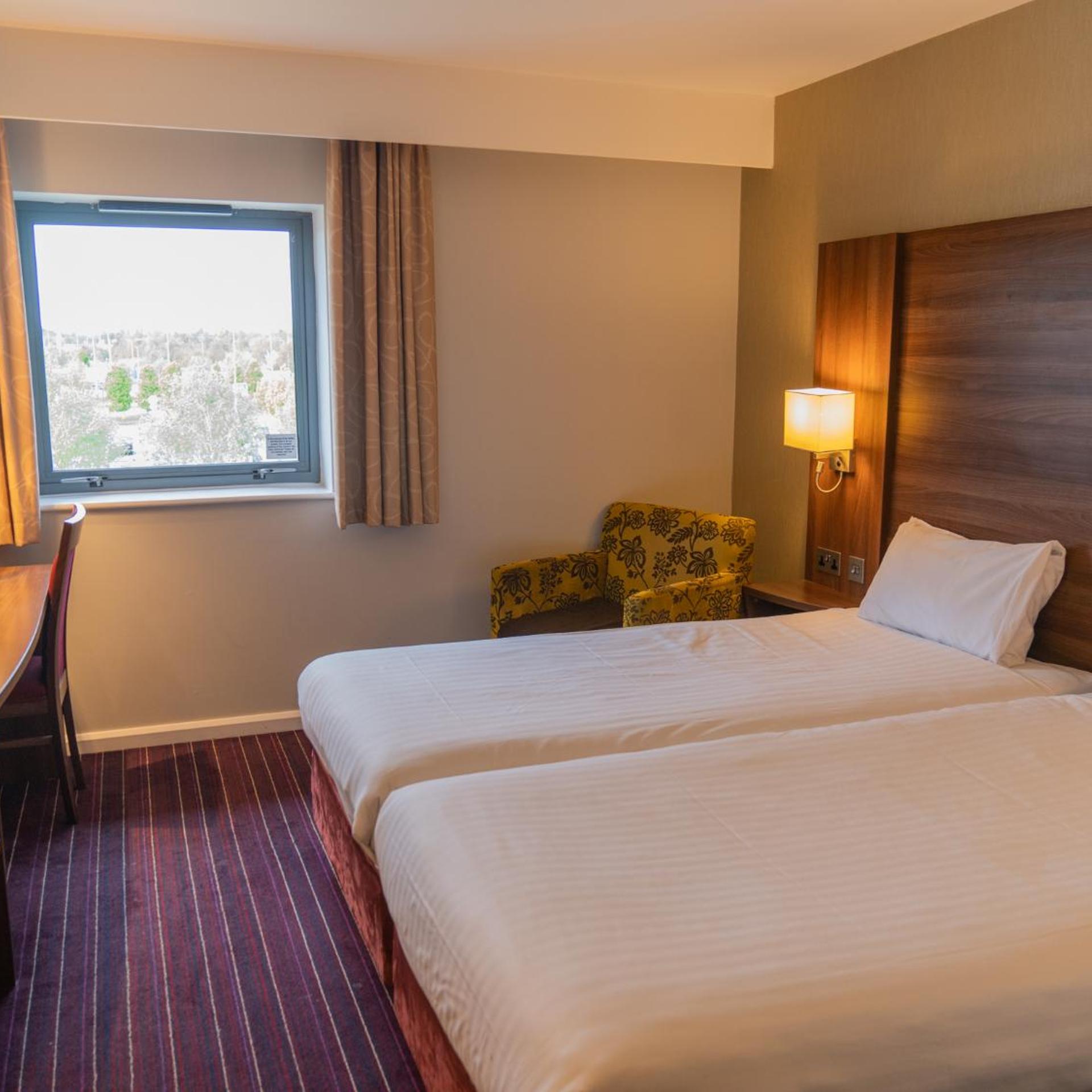 Room, Single Bed