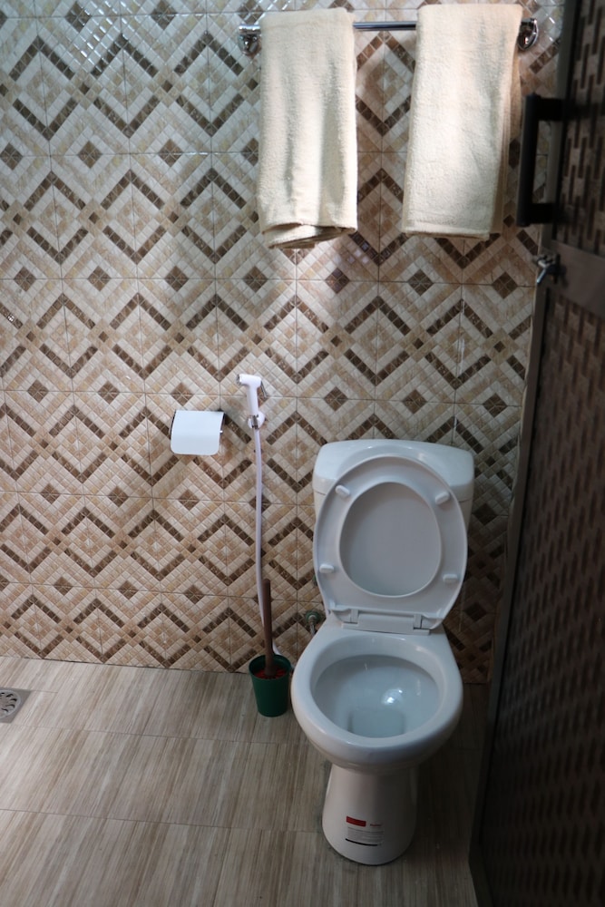 غرفة بسرير كوين، Co Msasani Guest House 5/7