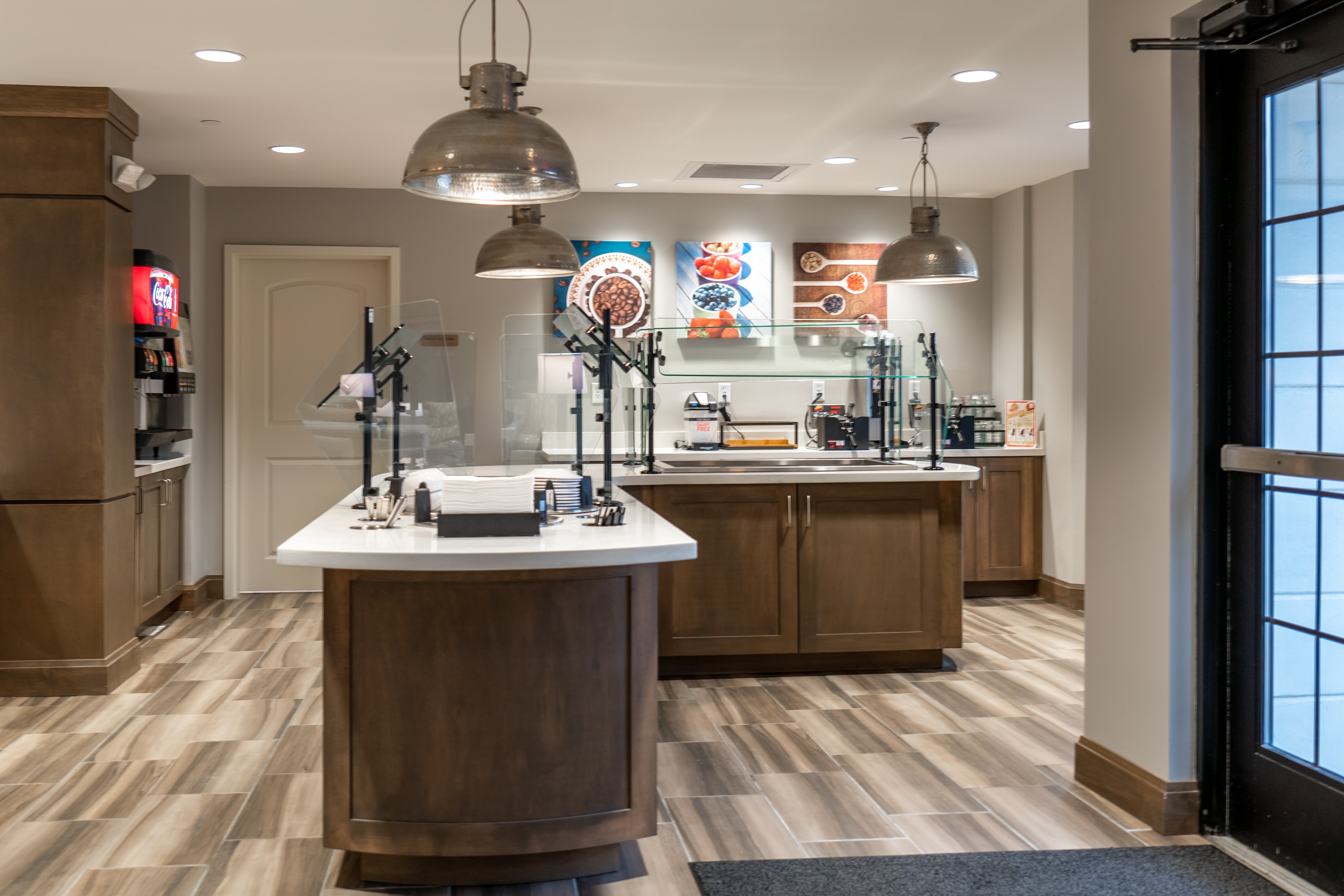 Staybridge Suites Summerville 48/48