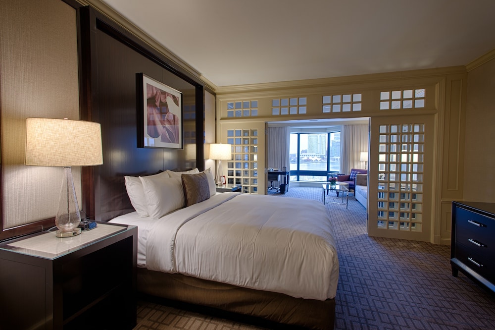 Royal Sonesta Harbor Court Baltimore 19/45