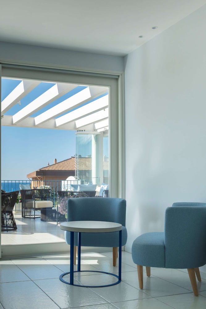Hotel Blumarea, BW Signature Collection 60/94