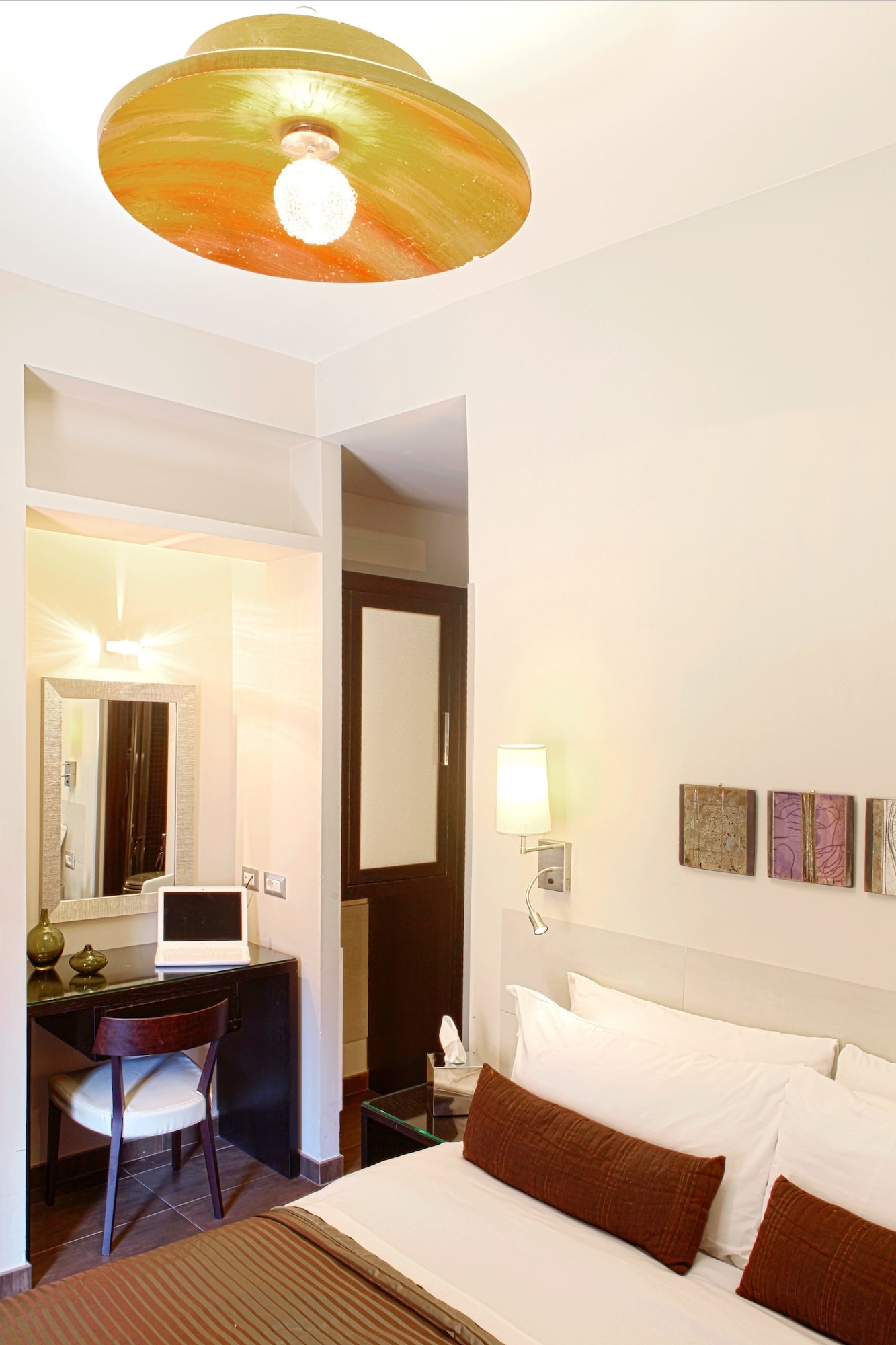 ECONOMY, DOUBLE BED