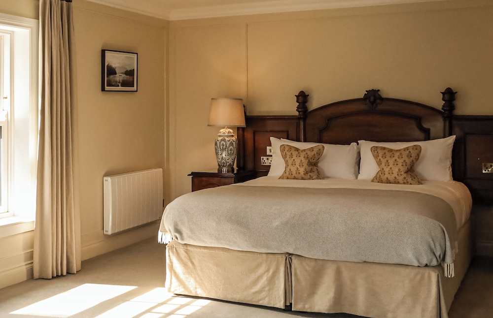 Kenmare Bay Suite, King Bed, Sea View