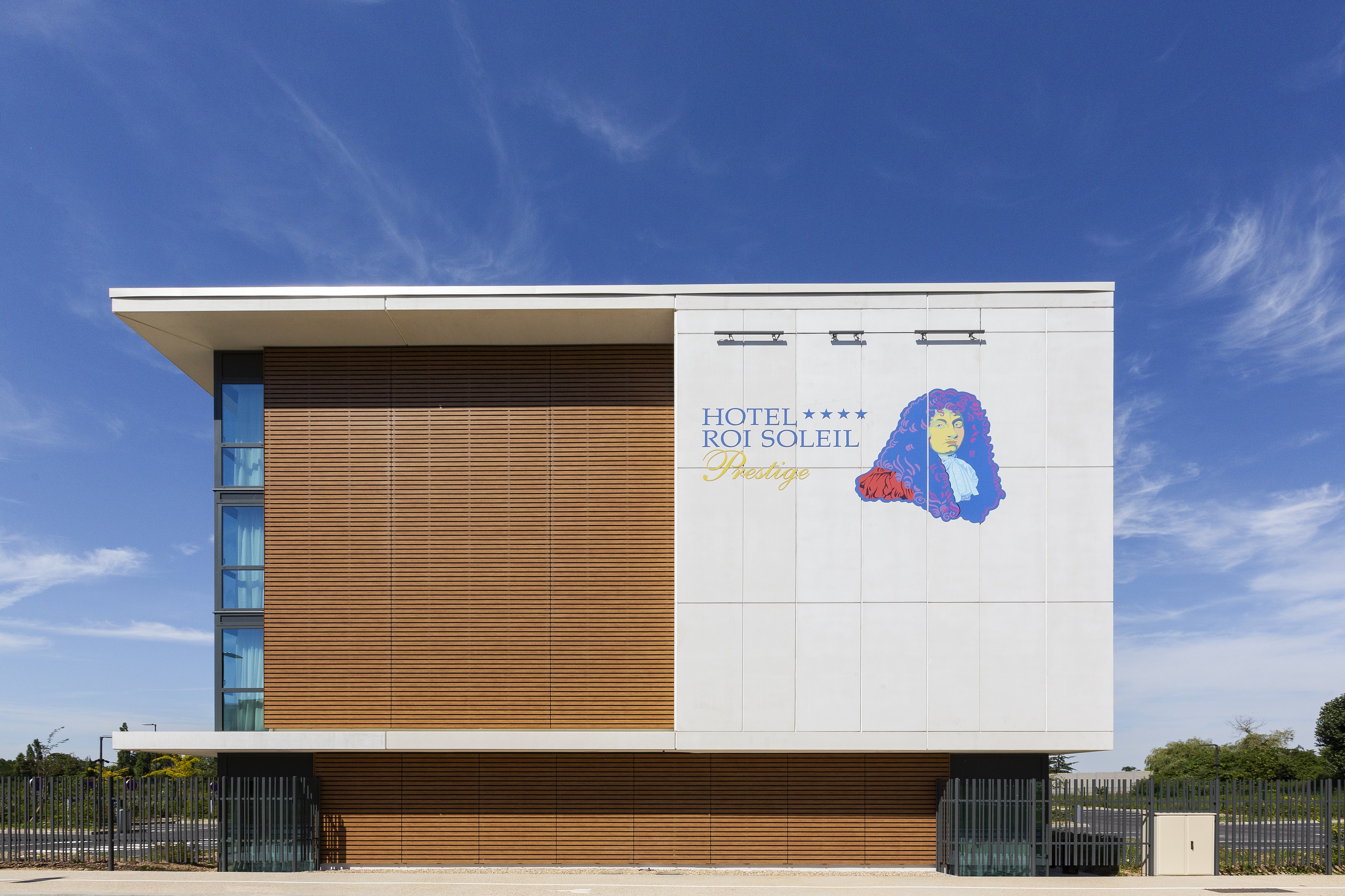 Hotel Roi Soleil Prestige Plaisir - St Quentin in PLAISIR