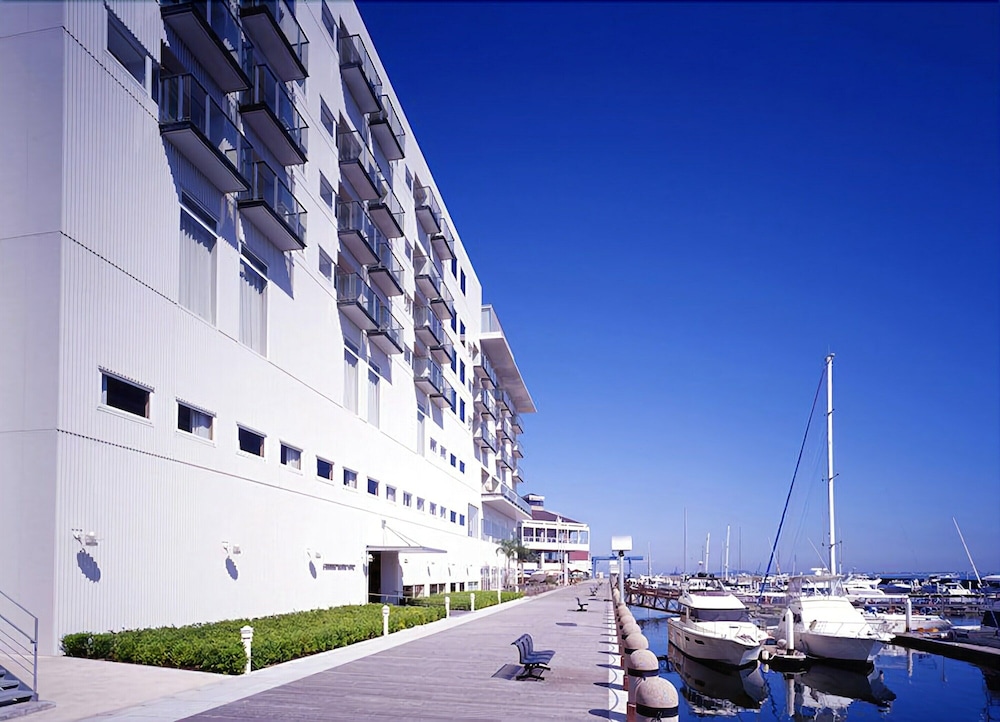 Hotel Marinoa Resort Fukuoka 1/48