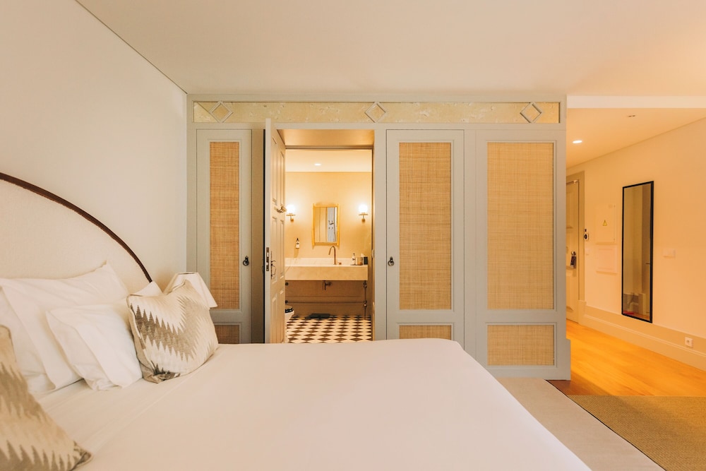 Deluxe, Terrace, Bathtub