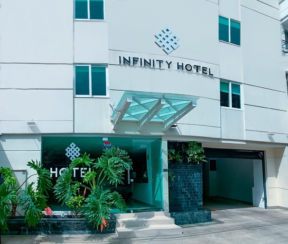 Hotel Infinity Medellin 6/67