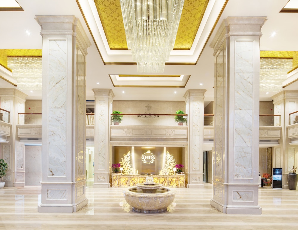Honder International Hotel 5/36