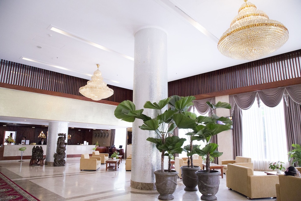 Fortuneland Hotel 6/27
