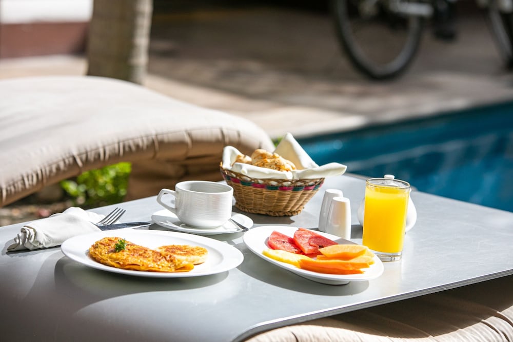 HOTEL BOUTIQUE DON PEPE 56/72