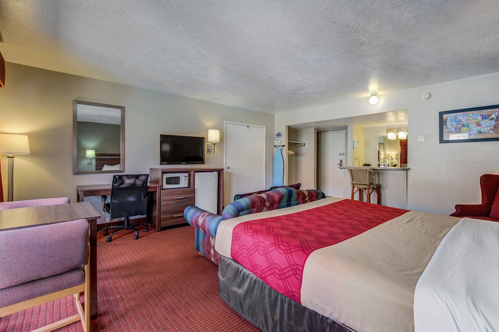 Econo Lodge St George North - Near Pioneer Park 6/33