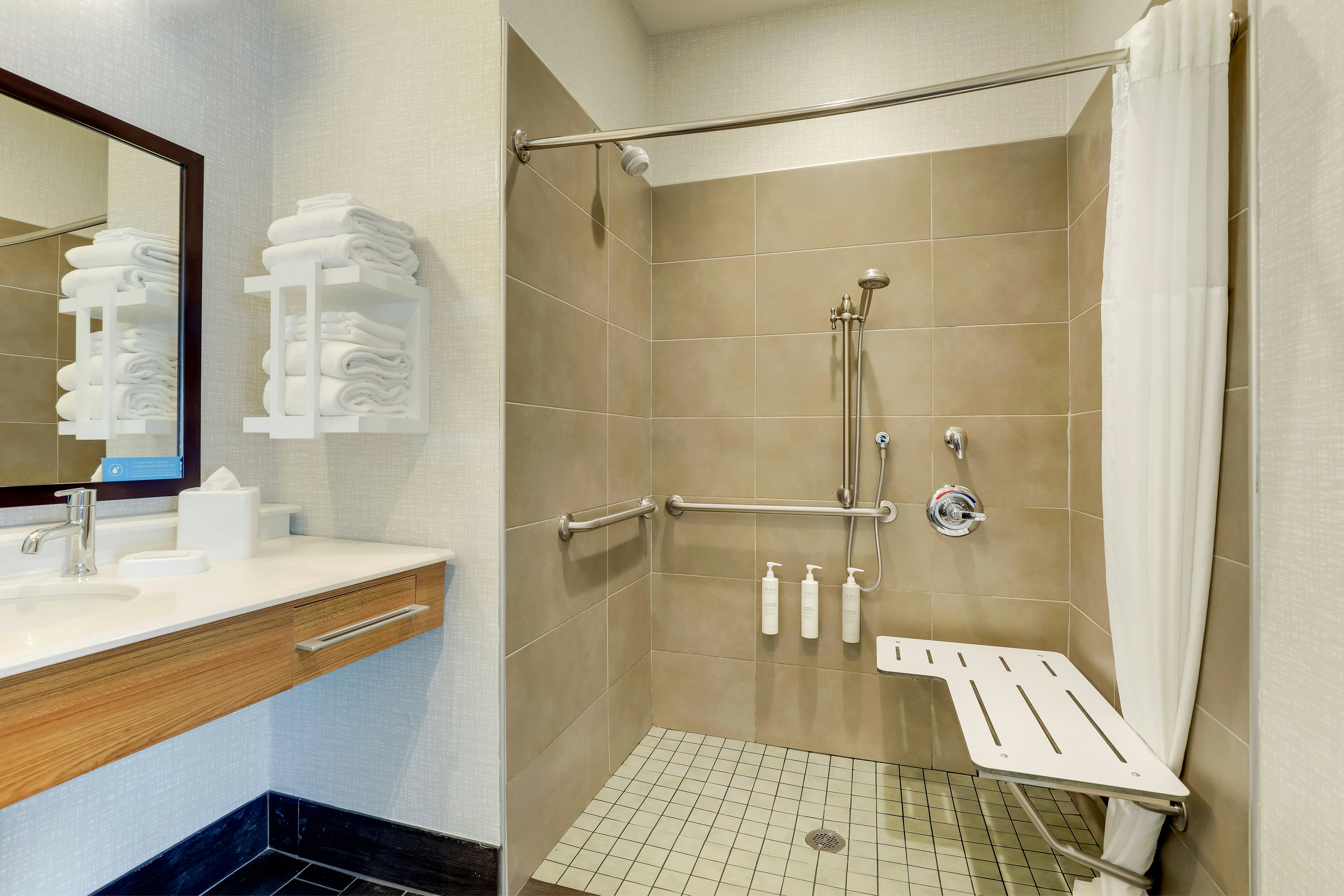 استوديو بسرير كينج لذوي الإعاقة، Hampton Inn & Suites Rome 8/9