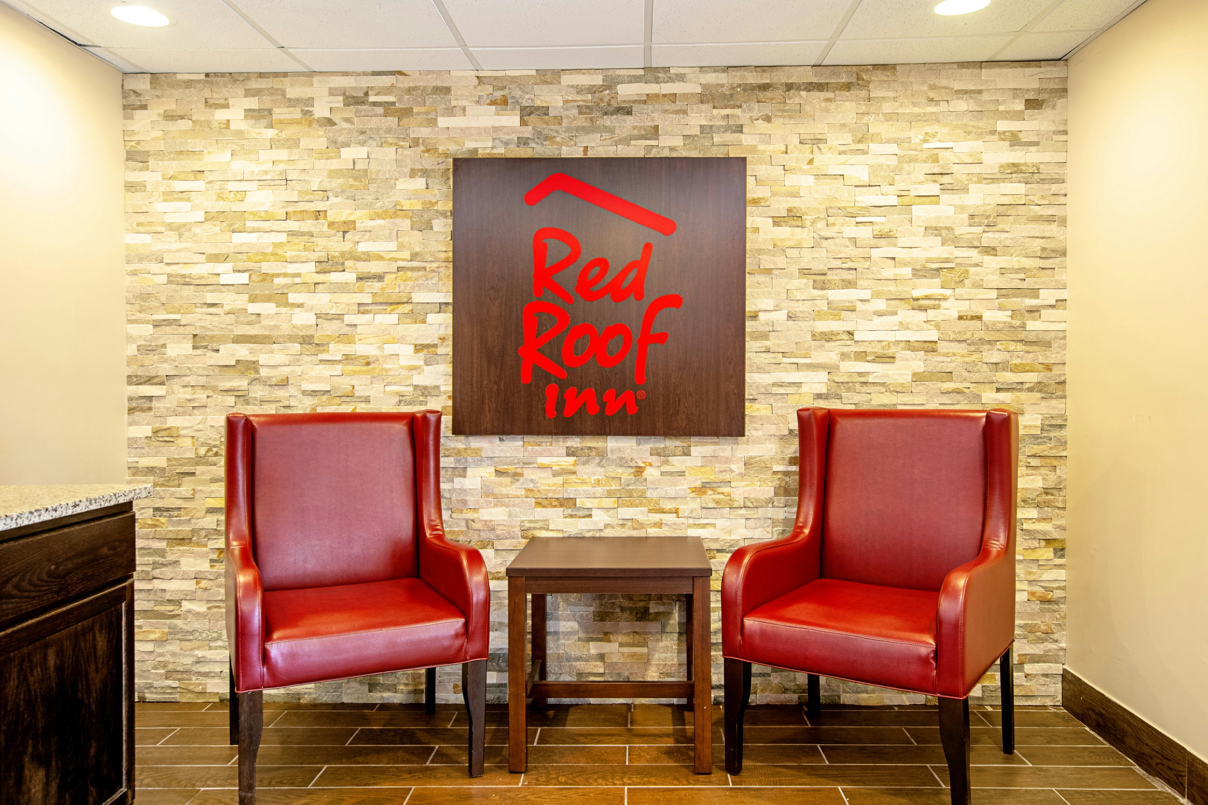 Red Roof Inn Scottsburg 22/27