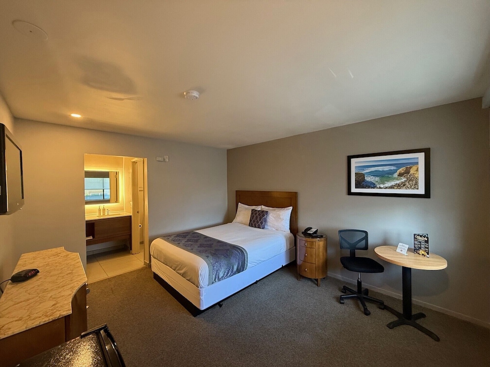 Heritage Inn San Diego 16/39