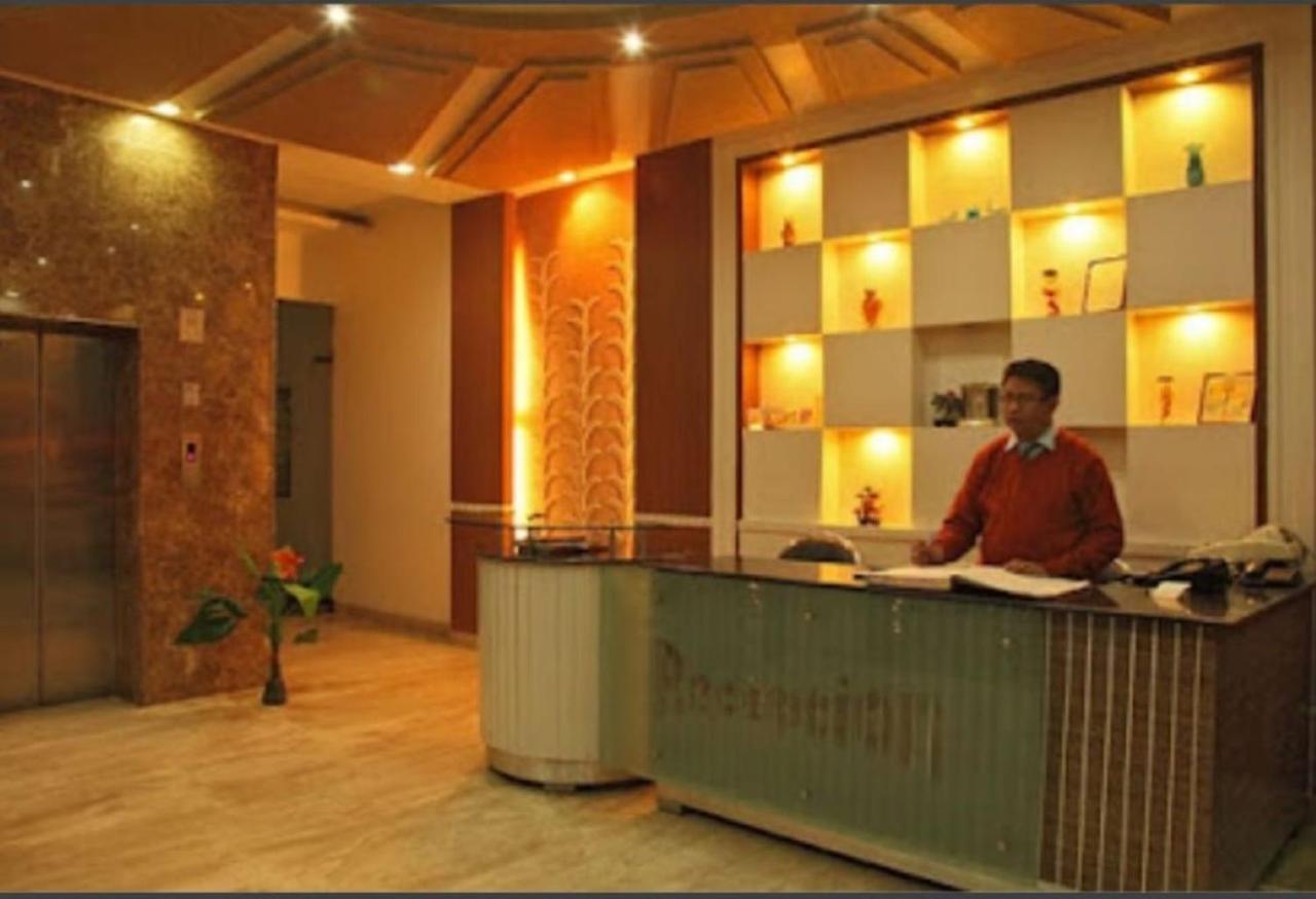 Oyo Rooms 766 Delhi Airport 2/29