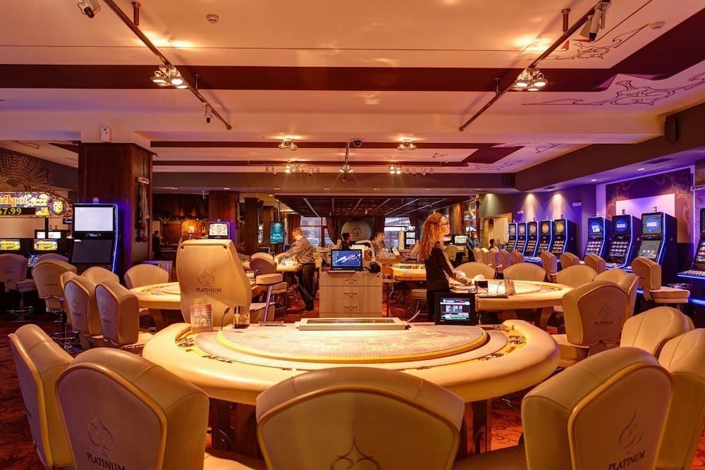 Platinum Hotel and Casino Bansko 60/66