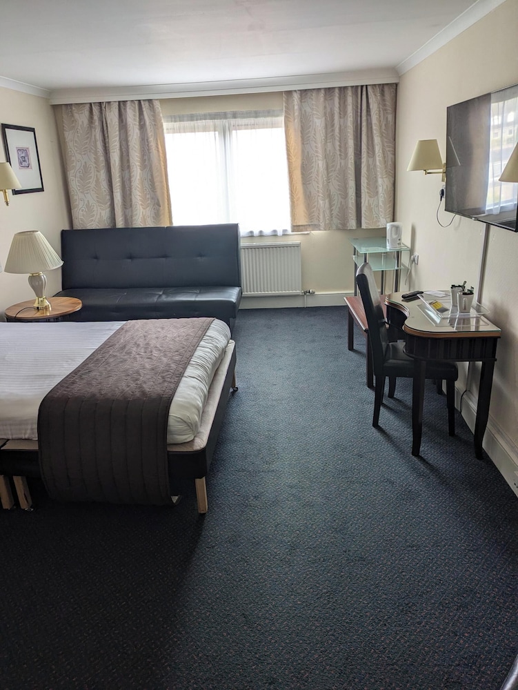 Britannia Aberdeen Hotel 36/50