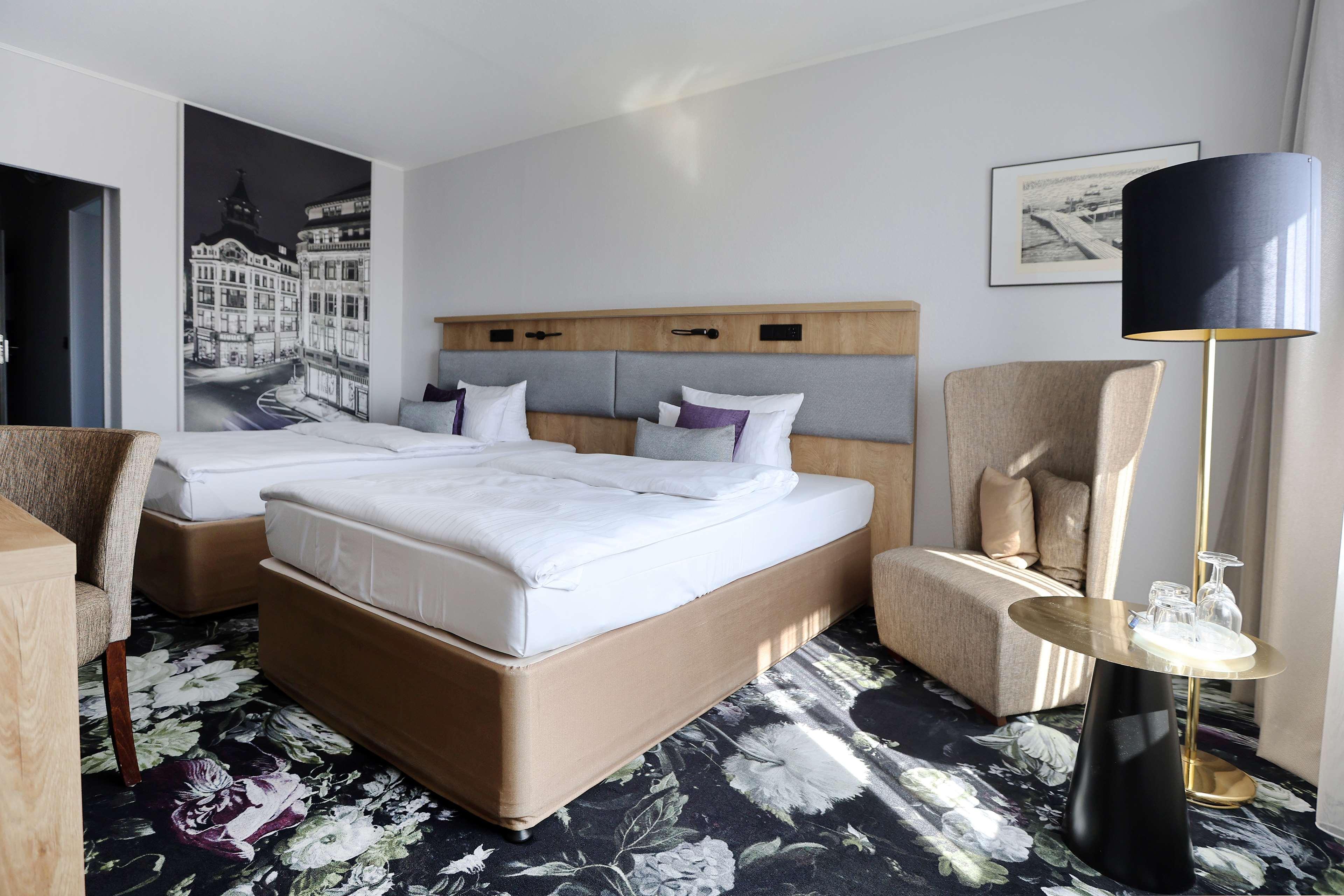 Spacious, Comfort, Twin Beds, Balcony