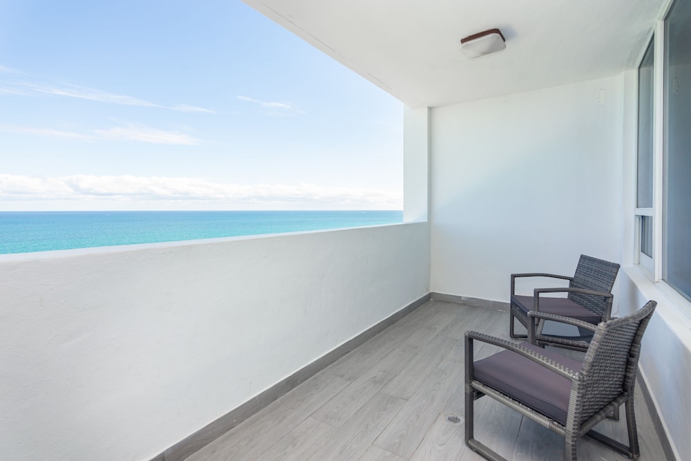 Girasole Apartments 33/50
