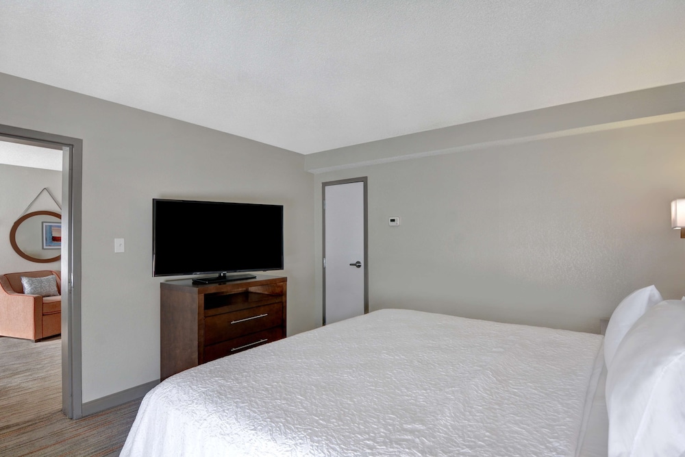 Hampton Inn Greenwood, SC 13/35